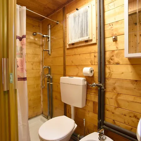 Fienile Rustico Tabia 阿莱盖